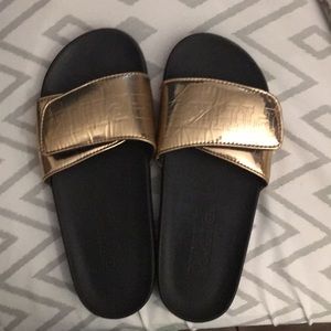Slides from Pink by Victoria Secret
